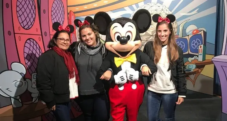 Familia com o mickey