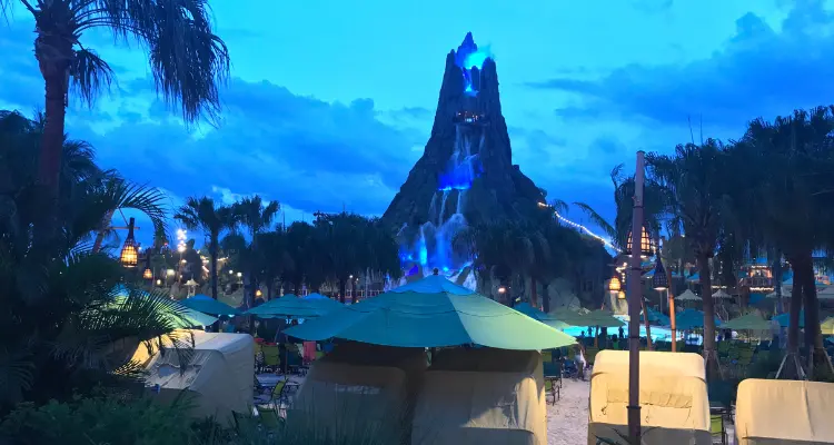 Vulcao do parque Volcano Bay